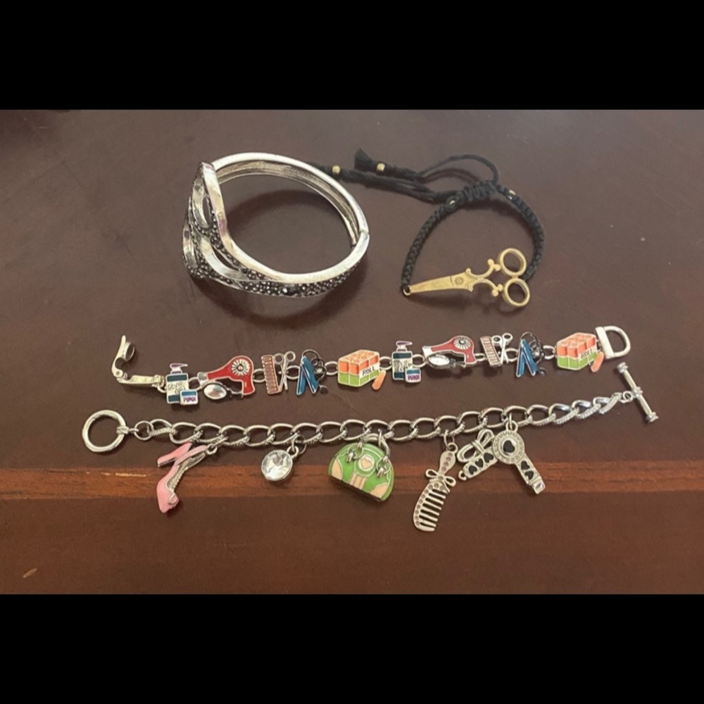 Scissors style bracelets